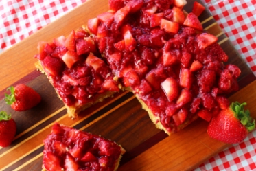 Strawberry Shortcake Maple Blondies